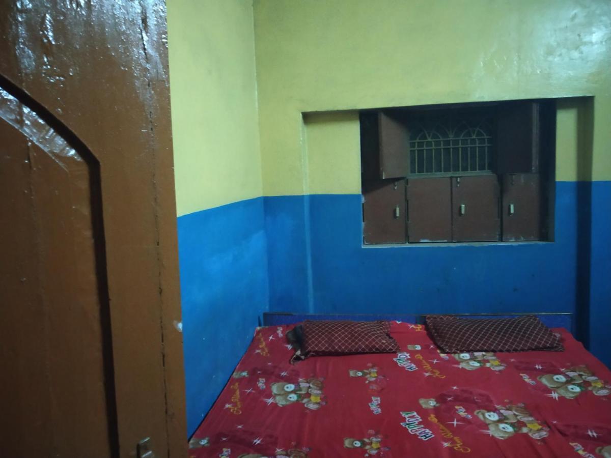Hotel Yatri Niwas Varanasi Eksteriør billede